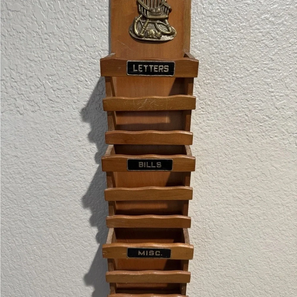 VTG Wooden Wall Organizer with Multiple Slots